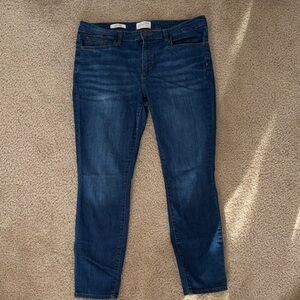 Universal Thread Dark Blue Skinny Jeans